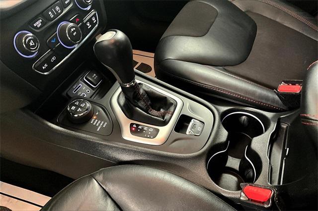 used 2015 Jeep Cherokee car, priced at $11,295