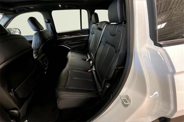 new 2025 Jeep Grand Cherokee 4xe car, priced at $51,924