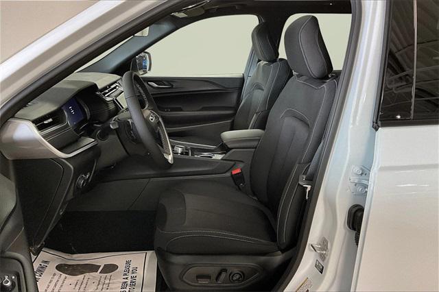 new 2025 Jeep Grand Cherokee L car, priced at $42,265