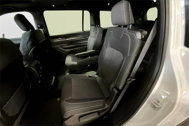 new 2025 Jeep Grand Cherokee L car, priced at $42,265