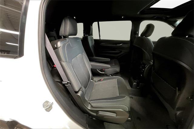 new 2025 Jeep Grand Cherokee L car, priced at $42,265