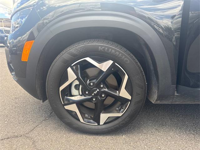 used 2024 Kia Seltos car, priced at $24,995