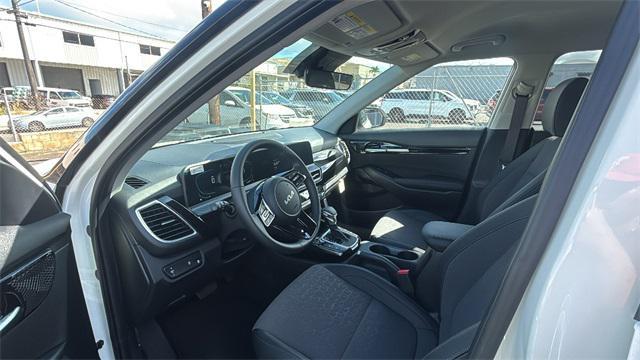 new 2025 Kia Seltos car, priced at $31,830