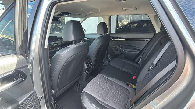 new 2025 Kia Seltos car, priced at $29,935