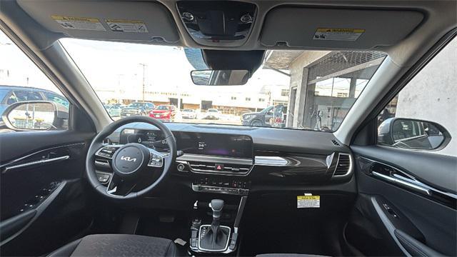 new 2025 Kia Seltos car, priced at $29,935