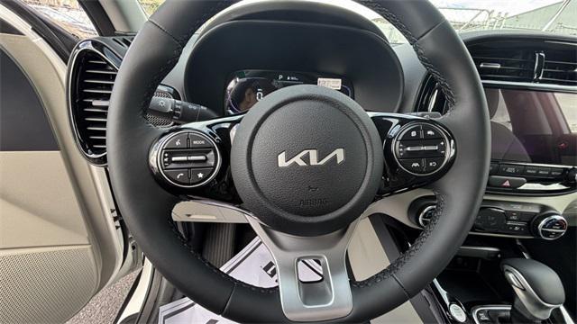 new 2025 Kia Soul car, priced at $29,710