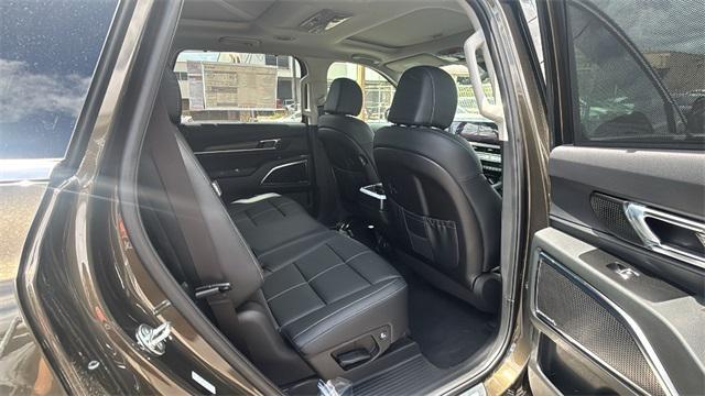 new 2025 Kia Telluride car, priced at $53,840