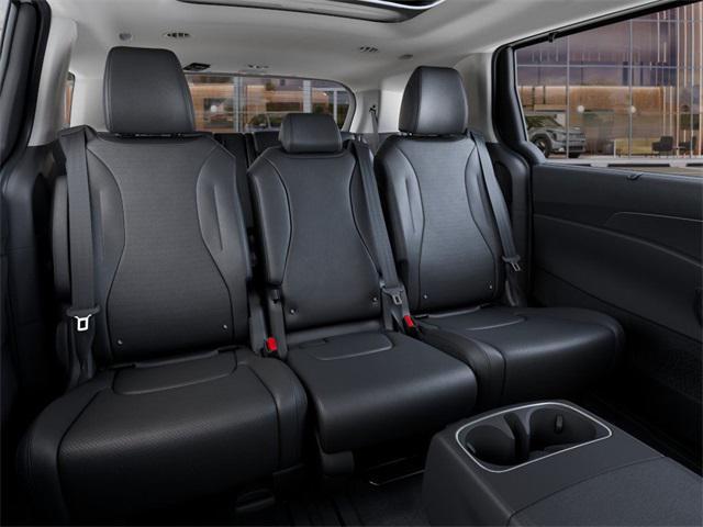 new 2025 Kia Carnival Hybrid car, priced at $61,610