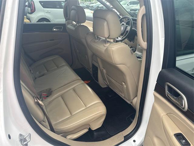 used 2017 Jeep Grand Cherokee car, priced at $13,095