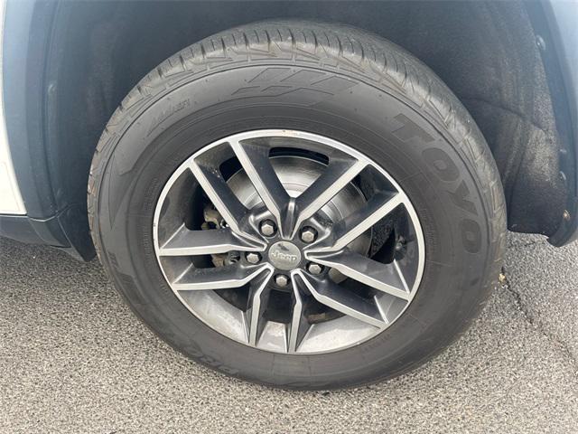 used 2017 Jeep Grand Cherokee car, priced at $13,095
