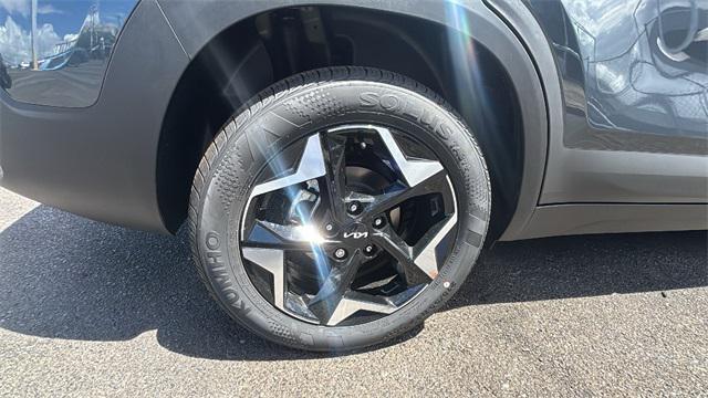 new 2025 Kia Seltos car, priced at $30,935