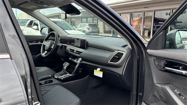 new 2025 Kia Seltos car, priced at $30,815