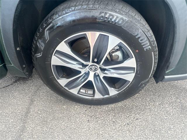 used 2023 Toyota Highlander car, priced at $34,895