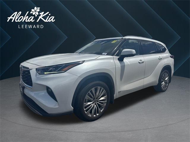 used 2022 Toyota Highlander Hybrid car, priced at $46,595