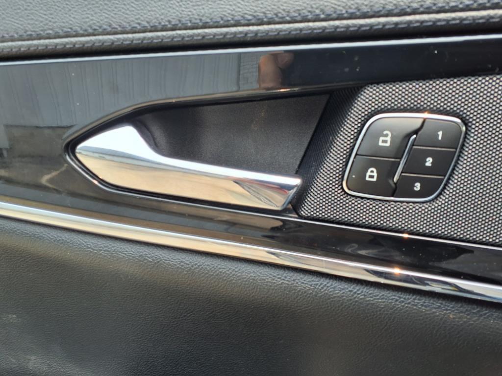 used 2023 Lincoln Nautilus car, priced at $35,599