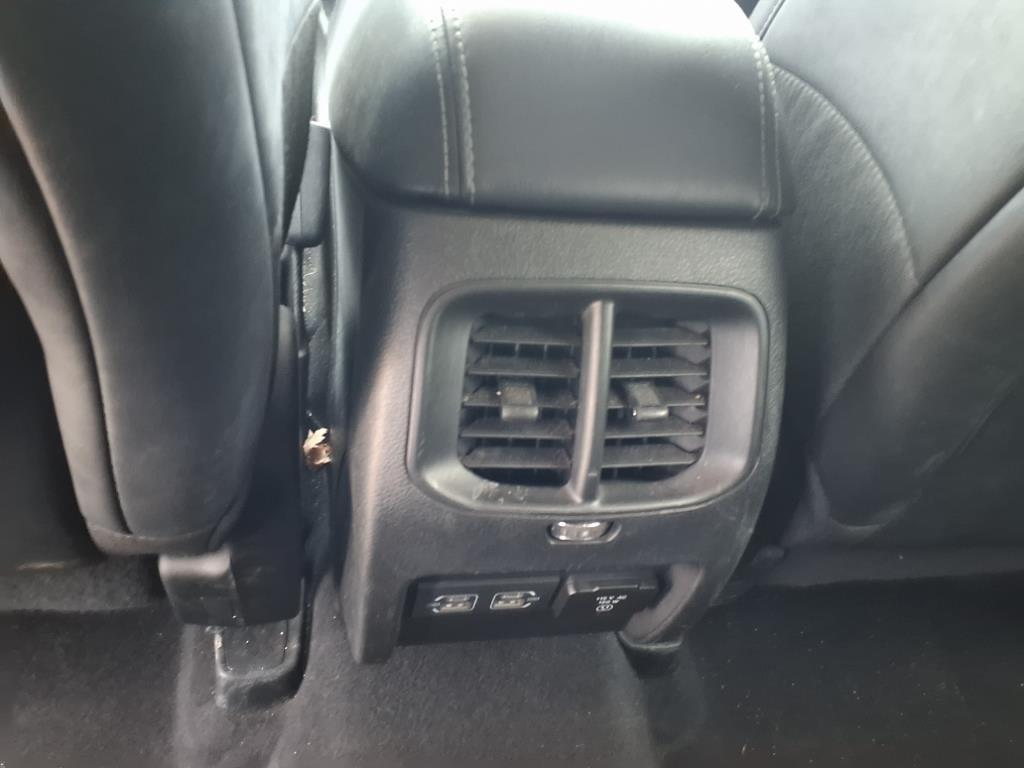 used 2023 Jeep Cherokee car, priced at $22,991