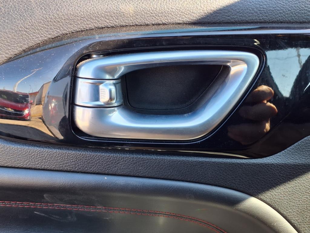 used 2023 Jeep Compass car, priced at $22,461