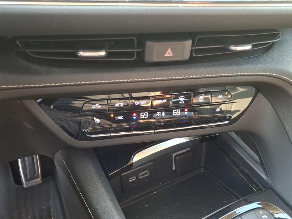 used 2022 Buick Envision car, priced at $29,270
