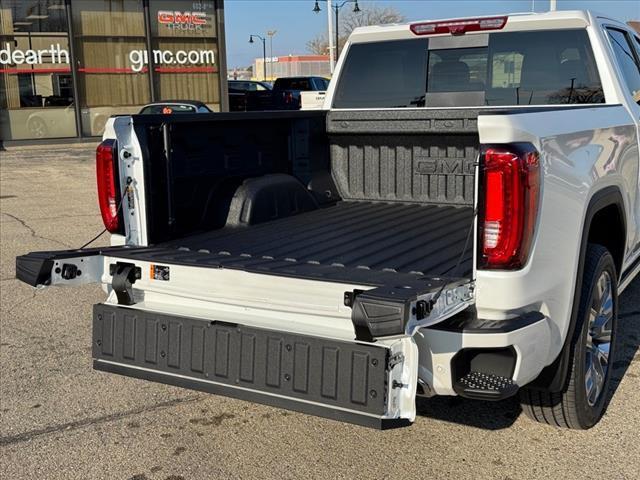 new 2025 GMC Sierra 1500 car, priced at $81,030