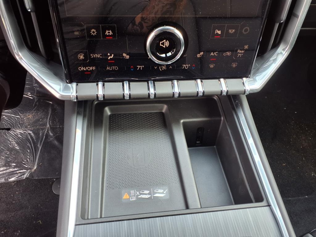 new 2025 GMC Acadia car, priced at $52,325
