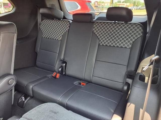 new 2025 GMC Acadia car, priced at $58,090