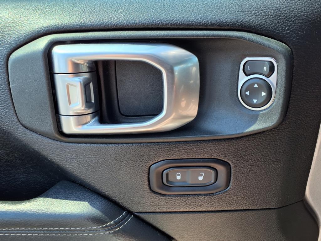 used 2020 Jeep Wrangler Unlimited car, priced at $27,996