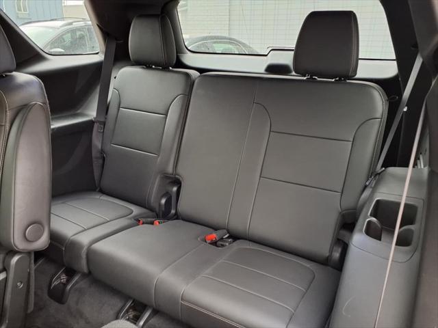 used 2023 Chevrolet Traverse car, priced at $36,591