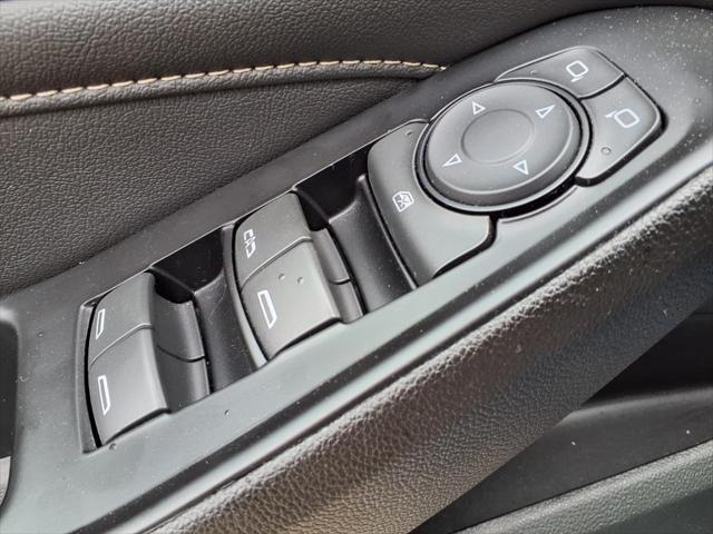 used 2023 Chevrolet Traverse car, priced at $36,591