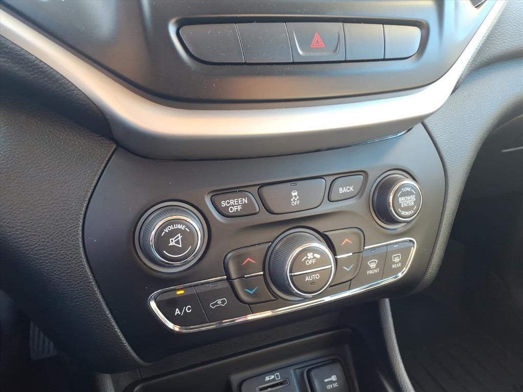 used 2014 Jeep Cherokee car, priced at $12,392