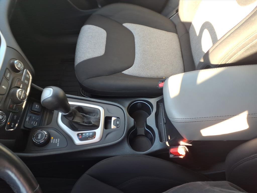 used 2014 Jeep Cherokee car, priced at $12,392