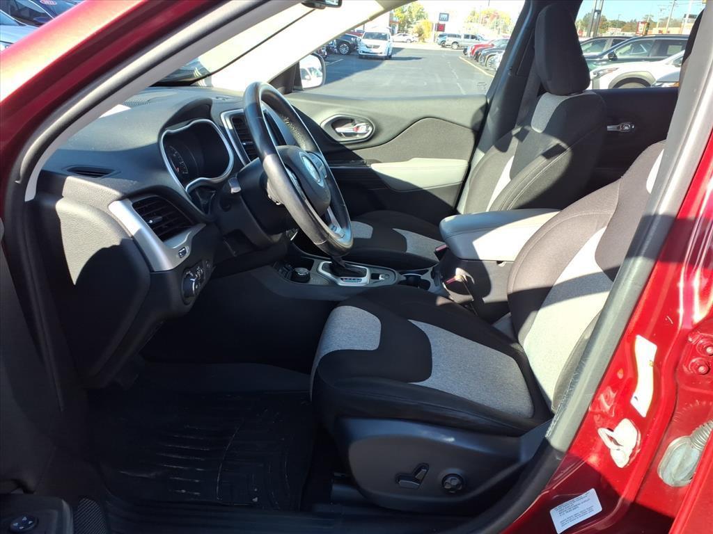 used 2014 Jeep Cherokee car, priced at $12,392