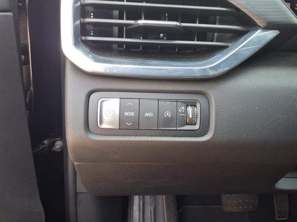 used 2024 GMC Acadia car, priced at $43,495