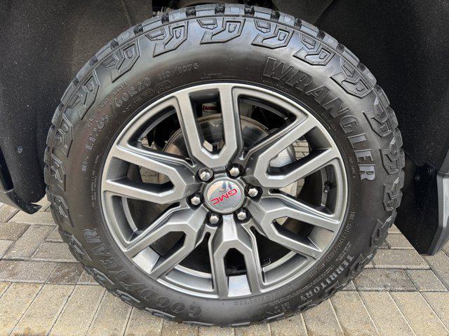 used 2021 GMC Sierra 1500 car, priced at $43,995