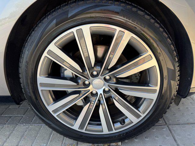 used 2023 Land Rover Range Rover car, priced at $109,995