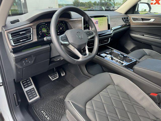 used 2024 Volkswagen Atlas car, priced at $42,995