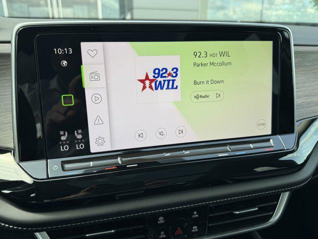 used 2024 Volkswagen Atlas car, priced at $42,995