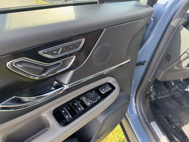 new 2025 Lincoln Corsair car