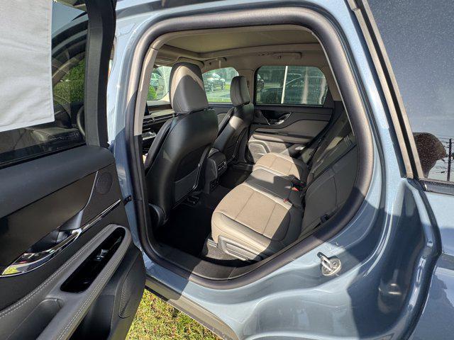 new 2025 Lincoln Corsair car