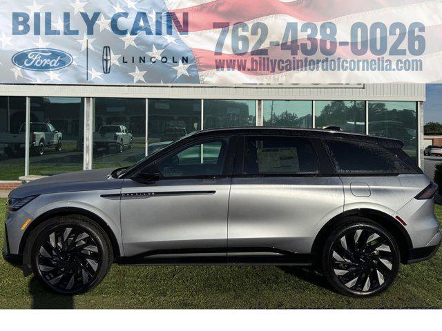new 2025 Lincoln Nautilus car