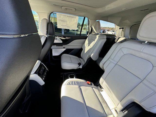 new 2025 Lincoln Aviator car, priced at $67,320