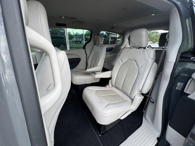 used 2021 Chrysler Pacifica car, priced at $19,995