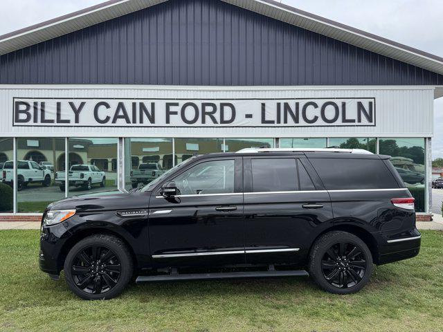 used 2022 Lincoln Navigator car, priced at $49,995