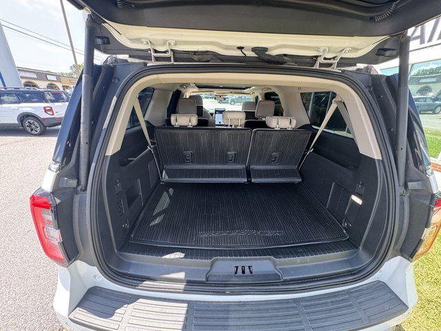 used 2024 Ford Expedition car, priced at $49,995