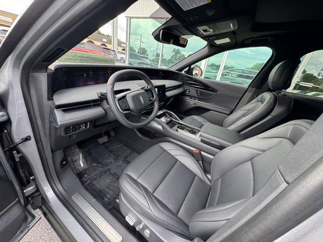 new 2025 Lincoln Nautilus car, priced at $63,070