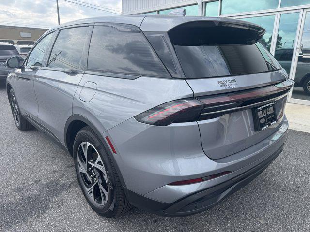 new 2025 Lincoln Nautilus car, priced at $63,070