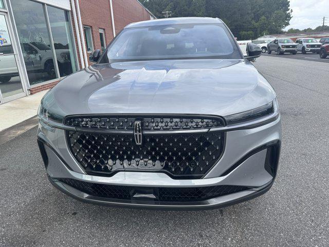 new 2025 Lincoln Nautilus car, priced at $63,070
