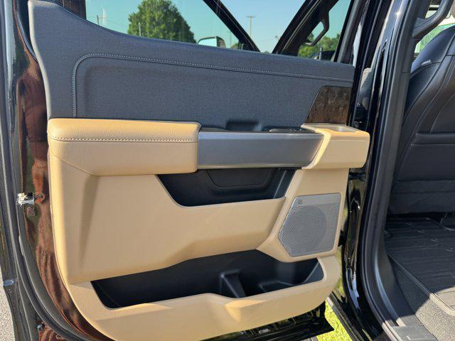 new 2025 Ford F-350 car