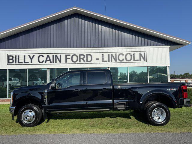 new 2025 Ford F-350 car