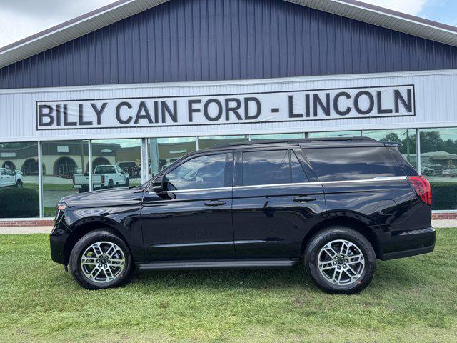 new 2025 Ford Expedition car, priced at $68,905