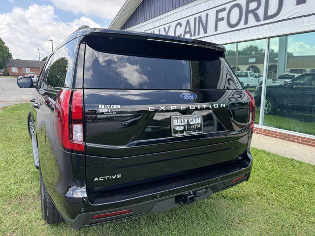 new 2025 Ford Expedition car, priced at $66,905